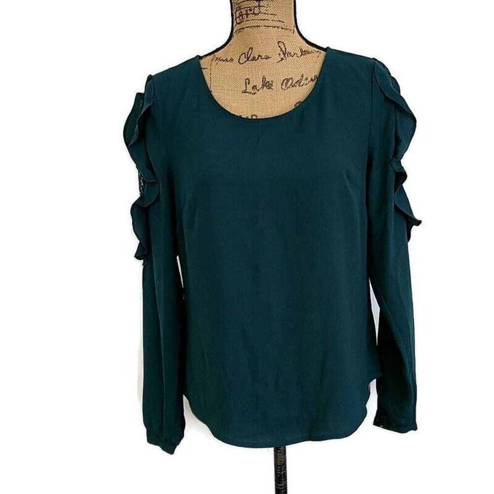 NWT Maurices Womens sz S Top‎ Green Long Sleeve Ruffle Lace Trim Button Back